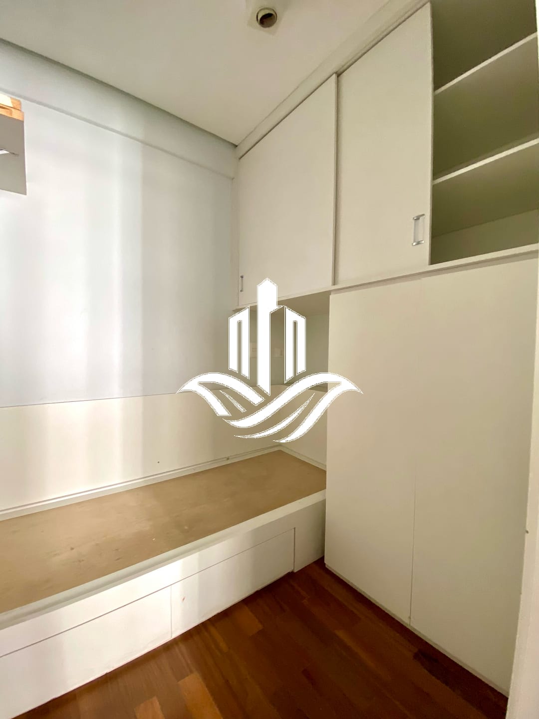Apartamento à venda com 4 quartos, 240m² - Foto 42