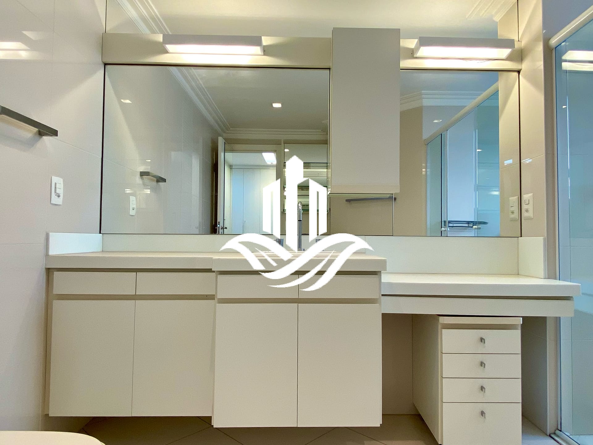 Apartamento à venda com 4 quartos, 240m² - Foto 16
