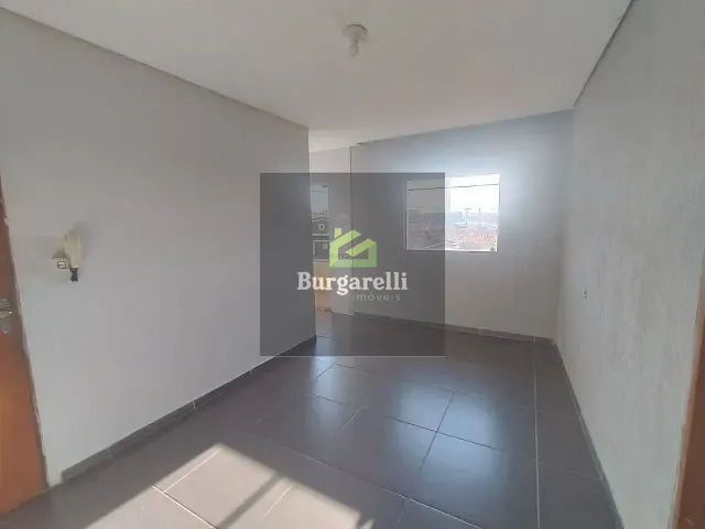 Apartamento 2 quartos e 1 banheiro, para alugar, no bairro Jardim Dona Wanda em Lavras