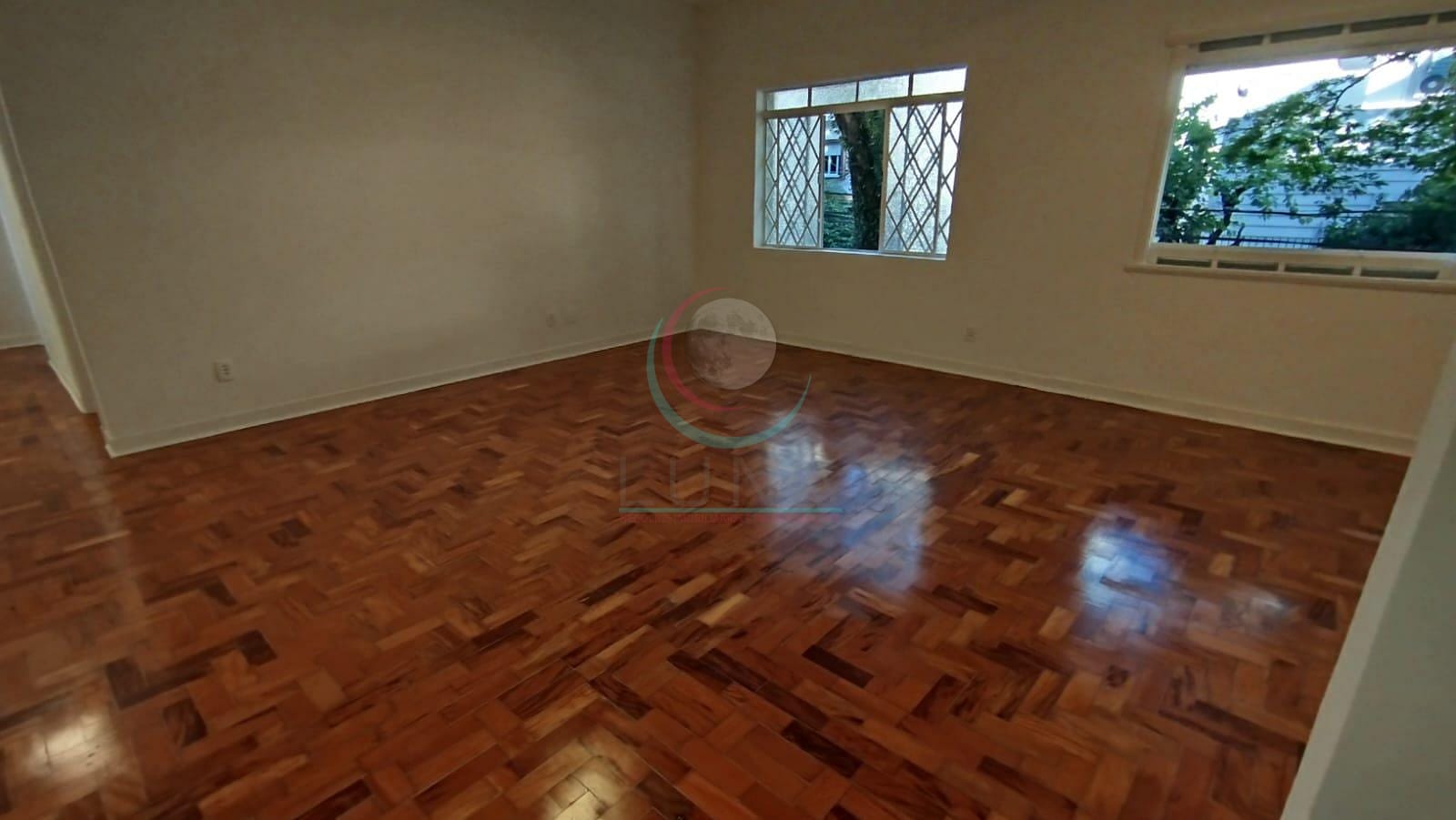 Apartamento para alugar com 3 quartos, 95m² - Foto 9