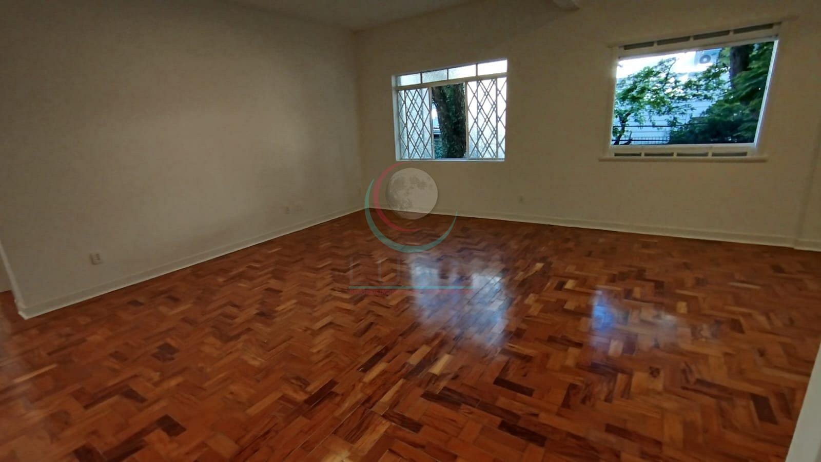 Apartamento para alugar com 3 quartos, 95m² - Foto 10