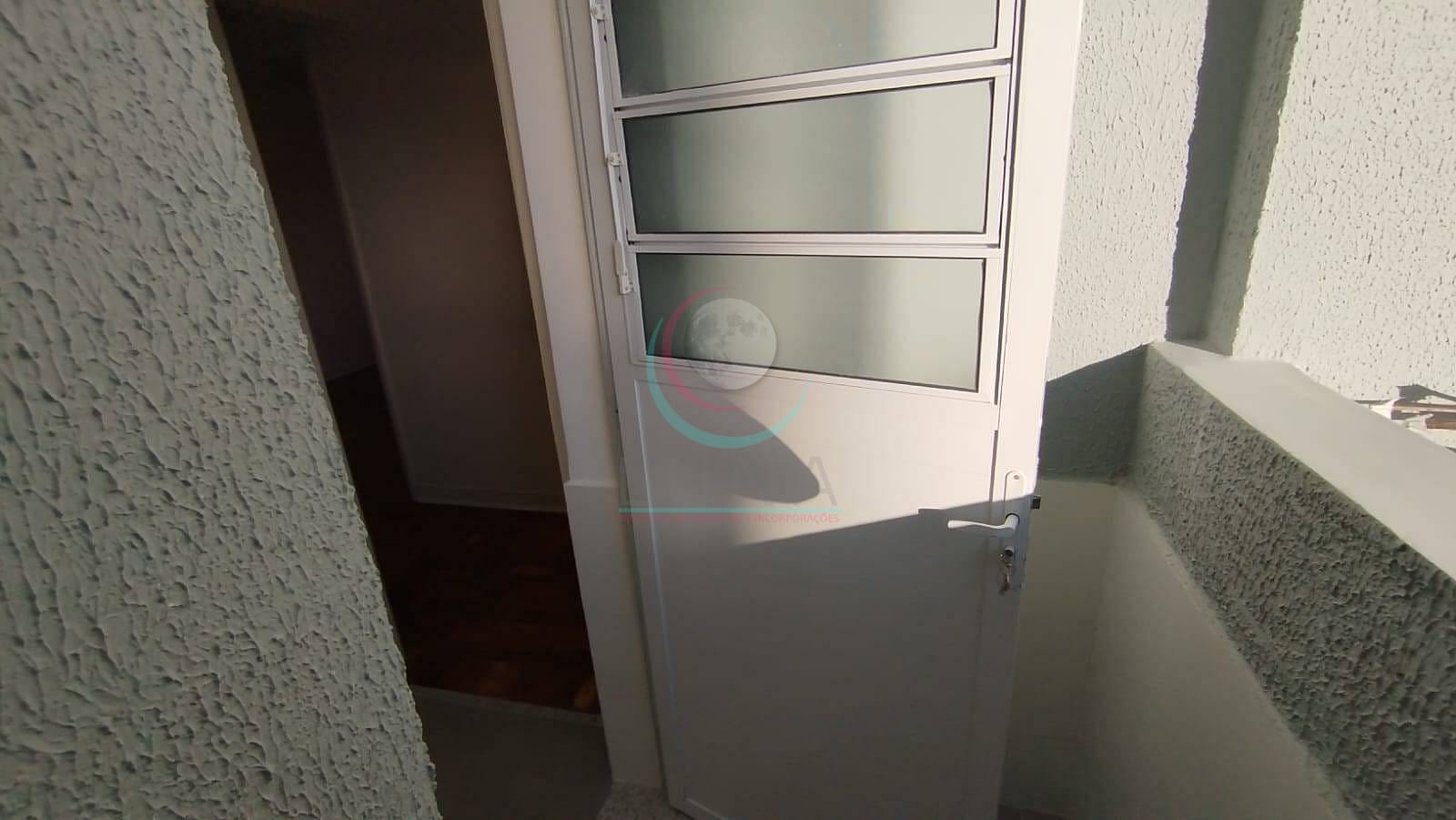 Apartamento para alugar com 3 quartos, 95m² - Foto 26