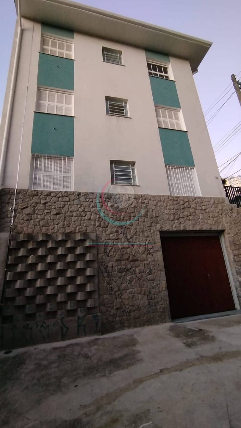 Apartamento para alugar com 3 quartos, 95m² - Foto 2