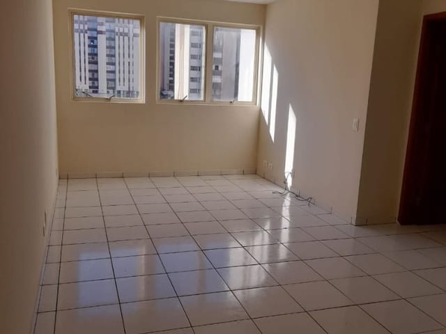 Foto do Apartamento - Ed. Vitória - Apartamento para venda com 3 dormitórios (1 suíte) - Centro, Londrina, PR | Premier Imóveis