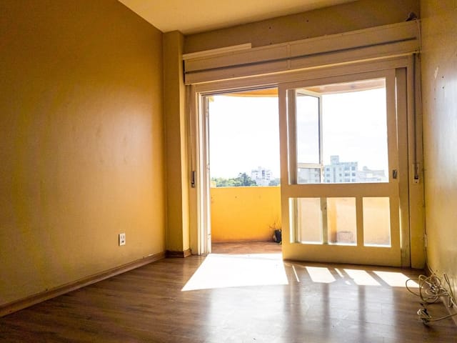 Apartamento com 145m² 3 quartos e 2 banheiros, à venda, no bairro Centro em Pelotas