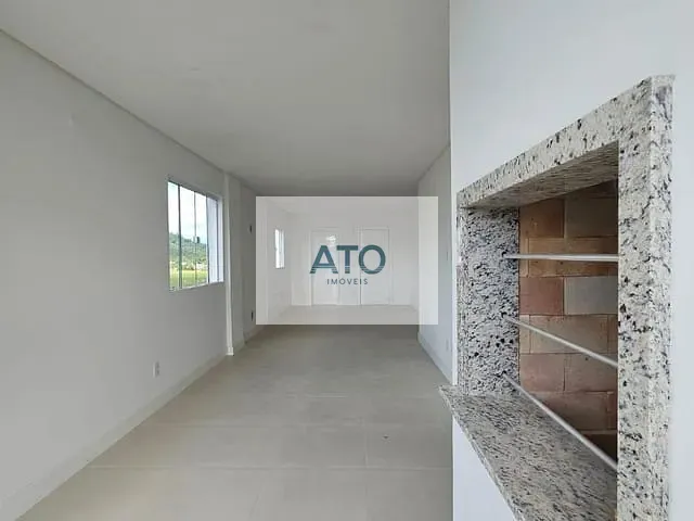 Apartamento 2 quartos e 2 banheiros, à venda, no bairro Pereque em Porto Belo