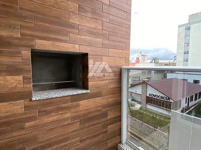 Apartamento com 193m² 3 quartos e 2 banheiros, à venda, no bairro Centro em Ponta Grossa