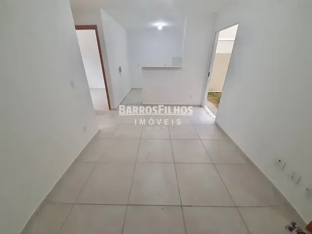 Apartamento com 63m² 2 quartos e 1 banheiro, para alugar, no bairro Luar da Barra em Barra dos Coqueiros