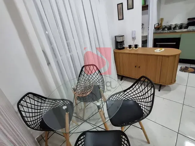 Apartamento 2 quartos e 1 banheiro, para alugar, no bairro Centro em Pirassununga