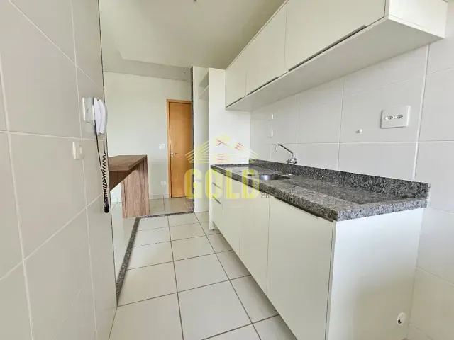 Apartamento com 115m² 3 quartos e 1 banheiro, para alugar, no bairro Centro em Londrina