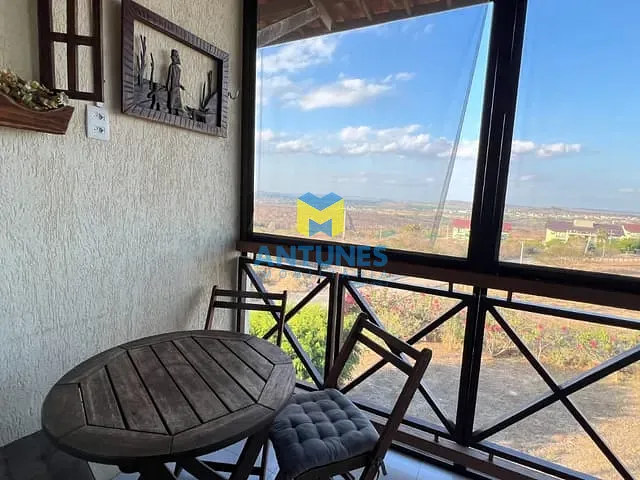 Apartamento com 48m² 2 quartos e 1 banheiro, à venda, no bairro Sairé em Sairé