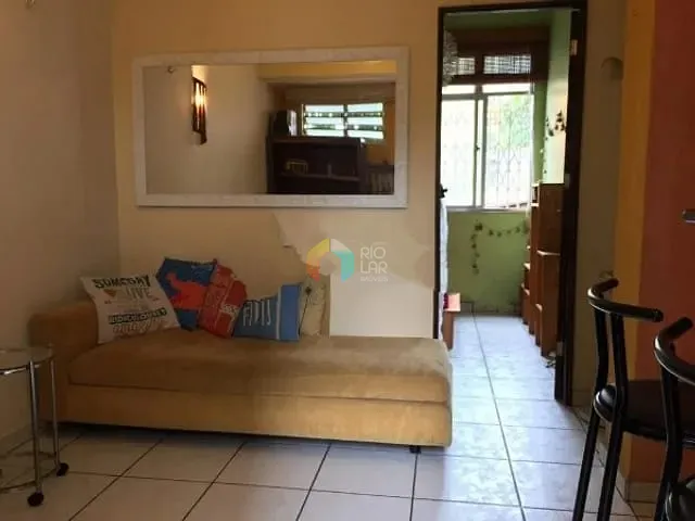 Apartamento com 54m² 2 quartos e 1 banheiro, à venda, no bairro Santa Teresa em Rio de Janeiro