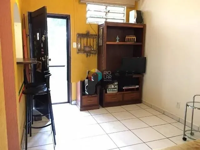 Apartamento com 54m² 2 quartos e 1 banheiro, à venda, no bairro Santa Teresa em Rio de Janeiro