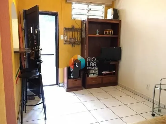Apartamento com 54m² 2 quartos e 1 banheiro, à venda, no bairro Santa Teresa em Rio de Janeiro
