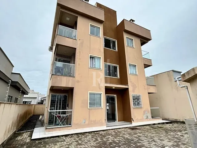 Apartamento 2 quartos e 1 banheiro, à venda, no bairro Areias em Tijucas