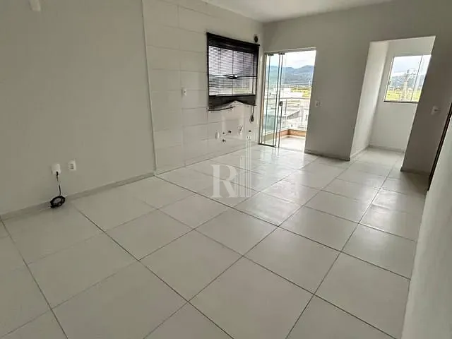 Apartamento 2 quartos e 1 banheiro, à venda, no bairro Areias em Tijucas