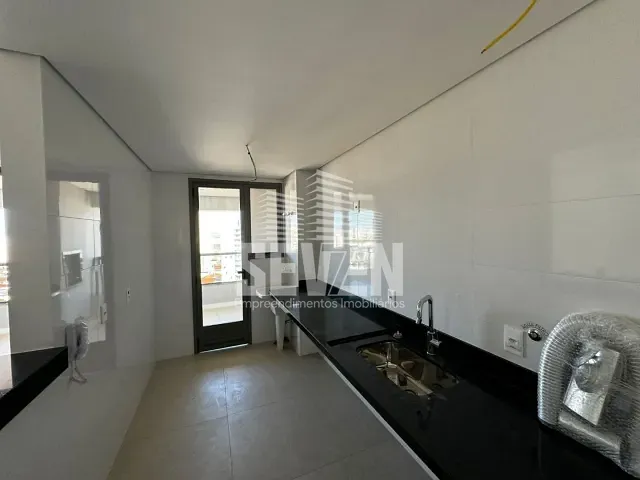 Apartamento com 117m² 3 quartos e 4 banheiros, à venda, no bairro Jardim Estoril IV em Bauru