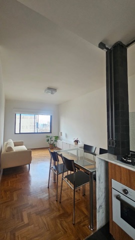 Apartamento 1 quarto e 1 banheiro, para alugar, no bairro Consolação em São Paulo