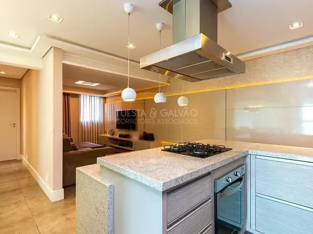Apartamento com 79m² 2 quartos e 2 banheiros, à venda, no bairro Portão em Curitiba