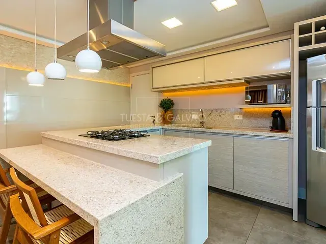 Apartamento com 79m² 2 quartos e 2 banheiros, à venda, no bairro Portão em Curitiba