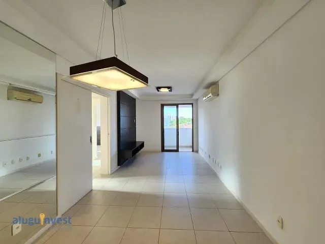 Apartamento 2 quartos e 2 banheiros, para alugar, no bairro Centro em Florianópolis