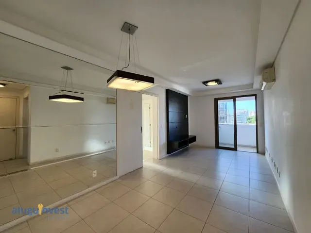 Apartamento 2 quartos e 2 banheiros, para alugar, no bairro Centro em Florianópolis