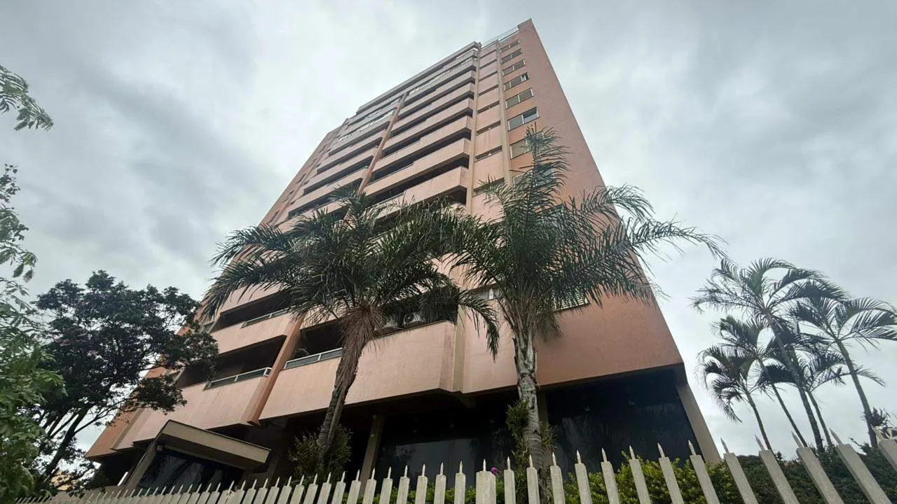 Apartamento, 4 quartos, 140 m² - Foto 1