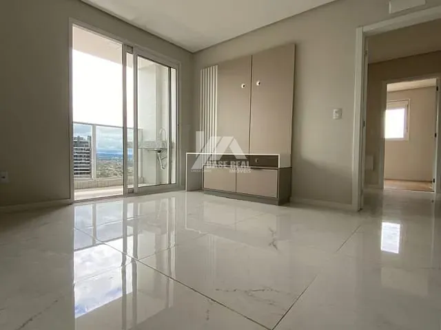 Apartamento com 172m² 3 quartos e 2 banheiros, à venda, no bairro Centro em Ponta Grossa