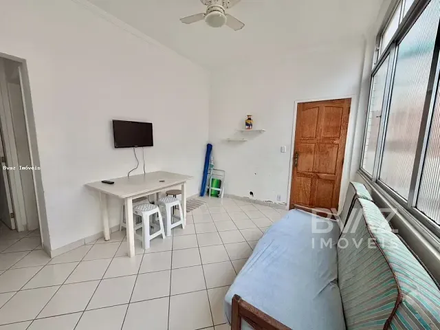Apartamento com 55m² 2 quartos e 1 banheiro, à venda, no bairro Centro em Cabo Frio