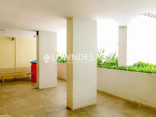 Apartamento com 93m² 2 quartos e 3 banheiros, à venda, no bairro Copacabana em Rio de Janeiro