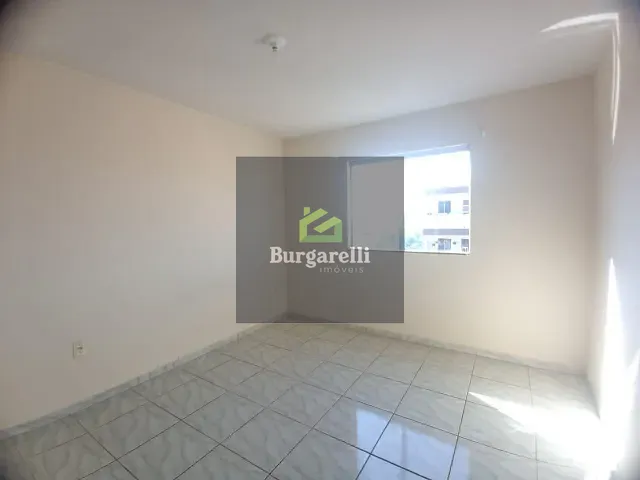 Apartamento 2 quartos e 1 banheiro, para alugar, no bairro Jardim Glória em Lavras