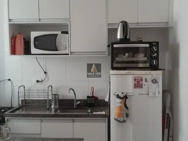 Apartamento 2 quartos e 1 banheiro, à venda, no bairro Vila Iracema em São José dos Campos