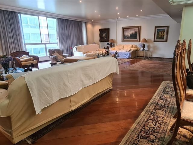 Apartamento 4 quartos e 3 banheiros, à venda, no bairro Ipanema em Rio de Janeiro