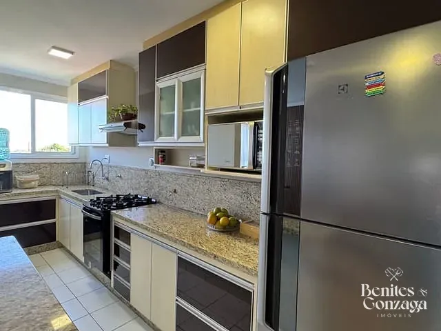 Apartamento 3 quartos e 3 banheiros, à venda, no bairro Vila Marumby em Maringá