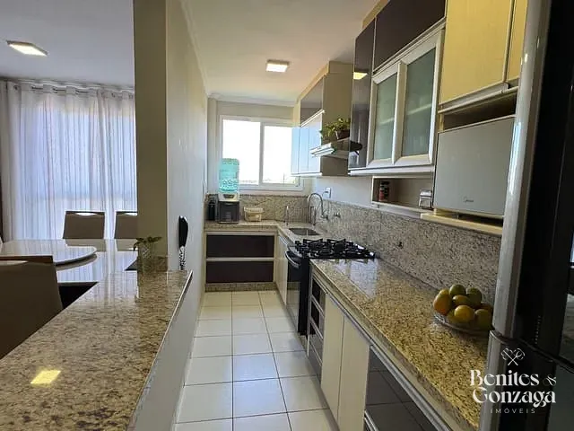 Apartamento 3 quartos e 3 banheiros, à venda, no bairro Vila Marumby em Maringá