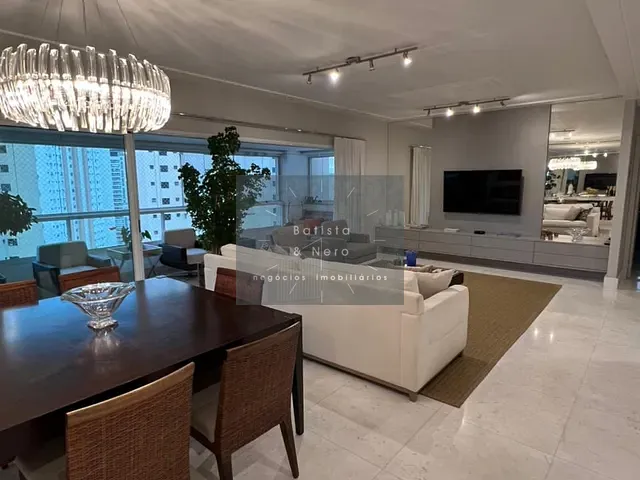 Apartamento com 211m² 4 quartos e 4 banheiros, à venda, no bairro Vila Andrade em São Paulo