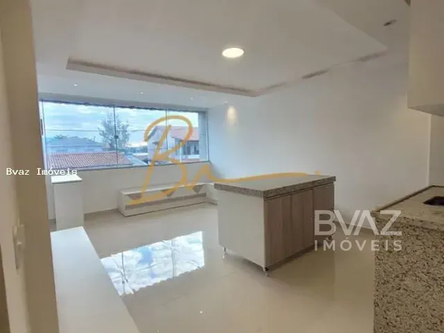 Apartamento com 62m² 2 quartos e 2 banheiros, para alugar, no bairro Miguel Couto em Cabo Frio