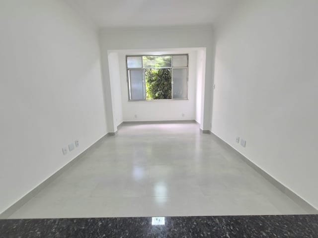 Apartamento 1 quarto e 1 banheiro, à venda, no bairro Botafogo em Rio de Janeiro