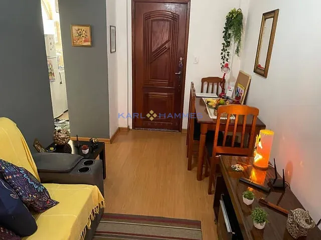 Apartamento 1 quarto e 1 banheiro, à venda, no bairro Corrêas em Petrópolis