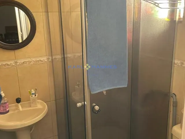 Apartamento 1 quarto e 1 banheiro, à venda, no bairro Corrêas em Petrópolis