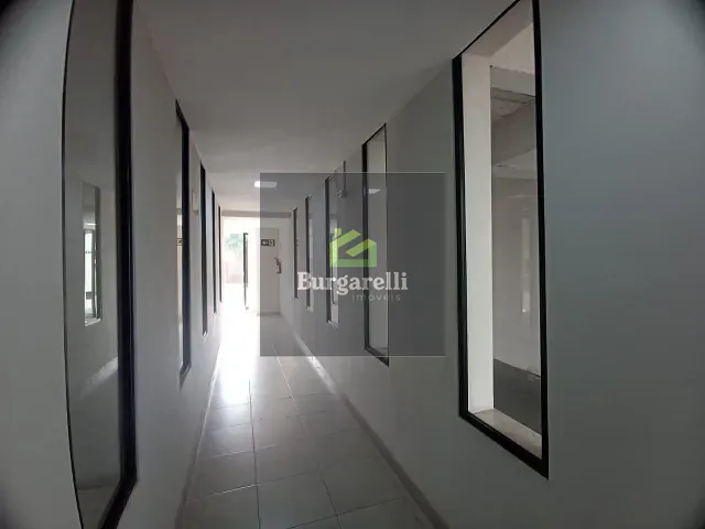 Apartamento 3 quartos e 2 banheiros, para alugar, no bairro Centro em Lavras