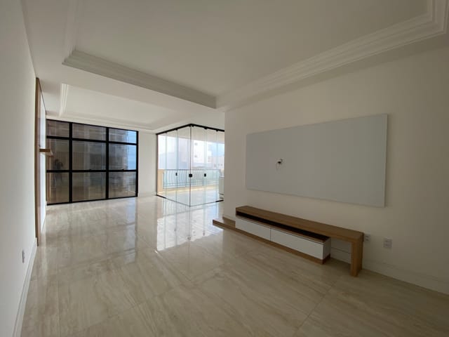 Foto do Apartamento - Apartamento à Venda, Meia Praia, Itapema, SC | Rentabiliza Negócios