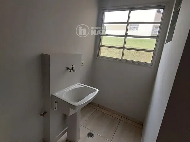 Apartamento 2 quartos e 1 banheiro, à venda, no bairro Ouro Verde em Londrina