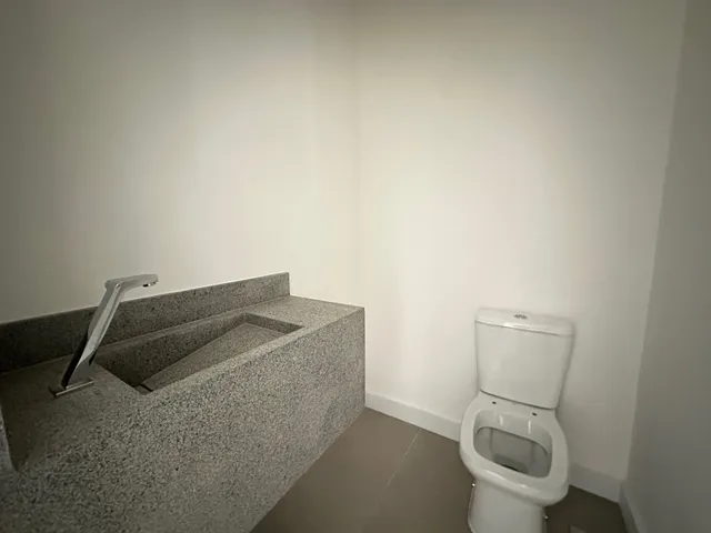 Apartamento com 10m² 3 quartos e 4 banheiros, à venda, no bairro Gleba Palhano em Londrina