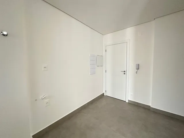 Apartamento com 10m² 3 quartos e 4 banheiros, à venda, no bairro Gleba Palhano em Londrina
