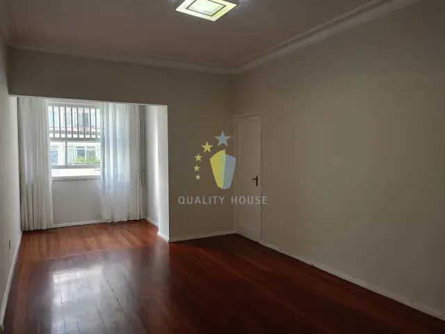 Apartamento com 89m² 3 quartos e 1 banheiro, para alugar, no bairro Copacabana em Rio de Janeiro