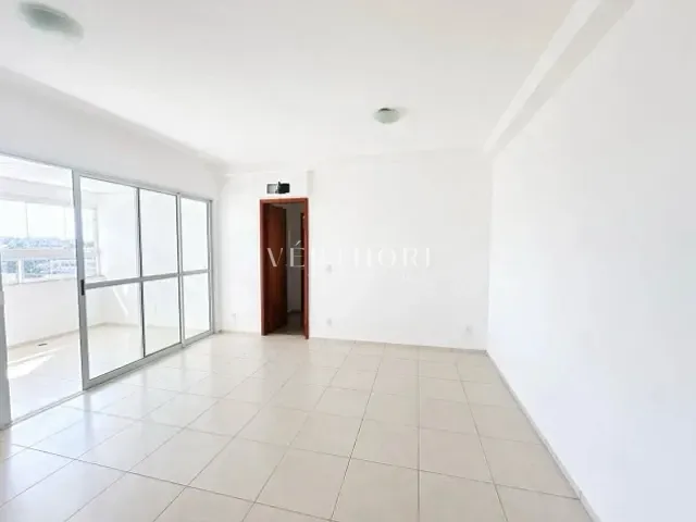 Apartamento 3 quartos e 2 banheiros, à venda ou para alugar, no bairro Gleba Fazenda Palhano em Londrina