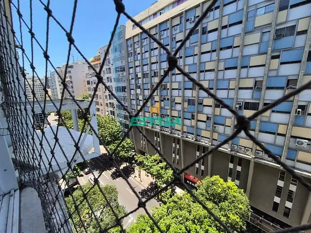 Apartamento 1 quarto e 1 banheiro, à venda, no bairro Copacabana em Rio de Janeiro