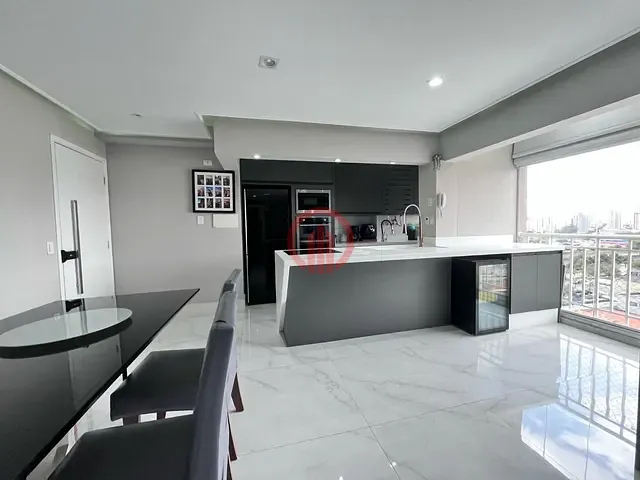 Apartamento 1 quarto e 2 banheiros, à venda, no bairro Quarta Parada em São Paulo
