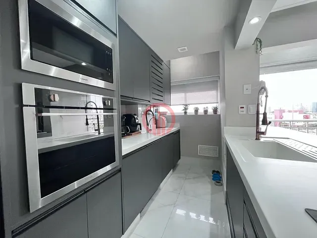 Apartamento 1 quarto e 2 banheiros, à venda, no bairro Quarta Parada em São Paulo